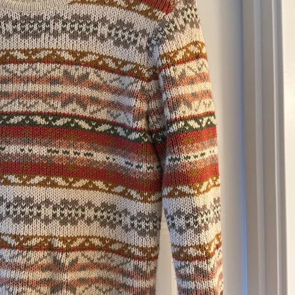 Women’s size small L.L Bean signature sweater. Size small - Picture 4 of 10